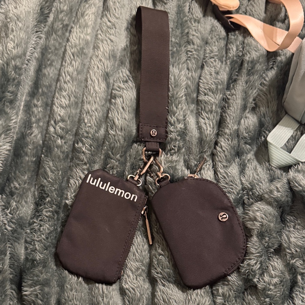 Lululemon Dual Pouch Wristlet